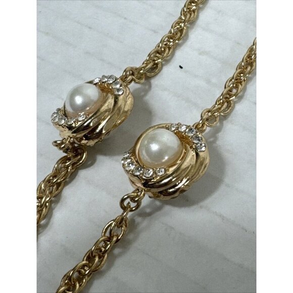 Gold tone pearl and chain long necklace - Picture 9 of 10
